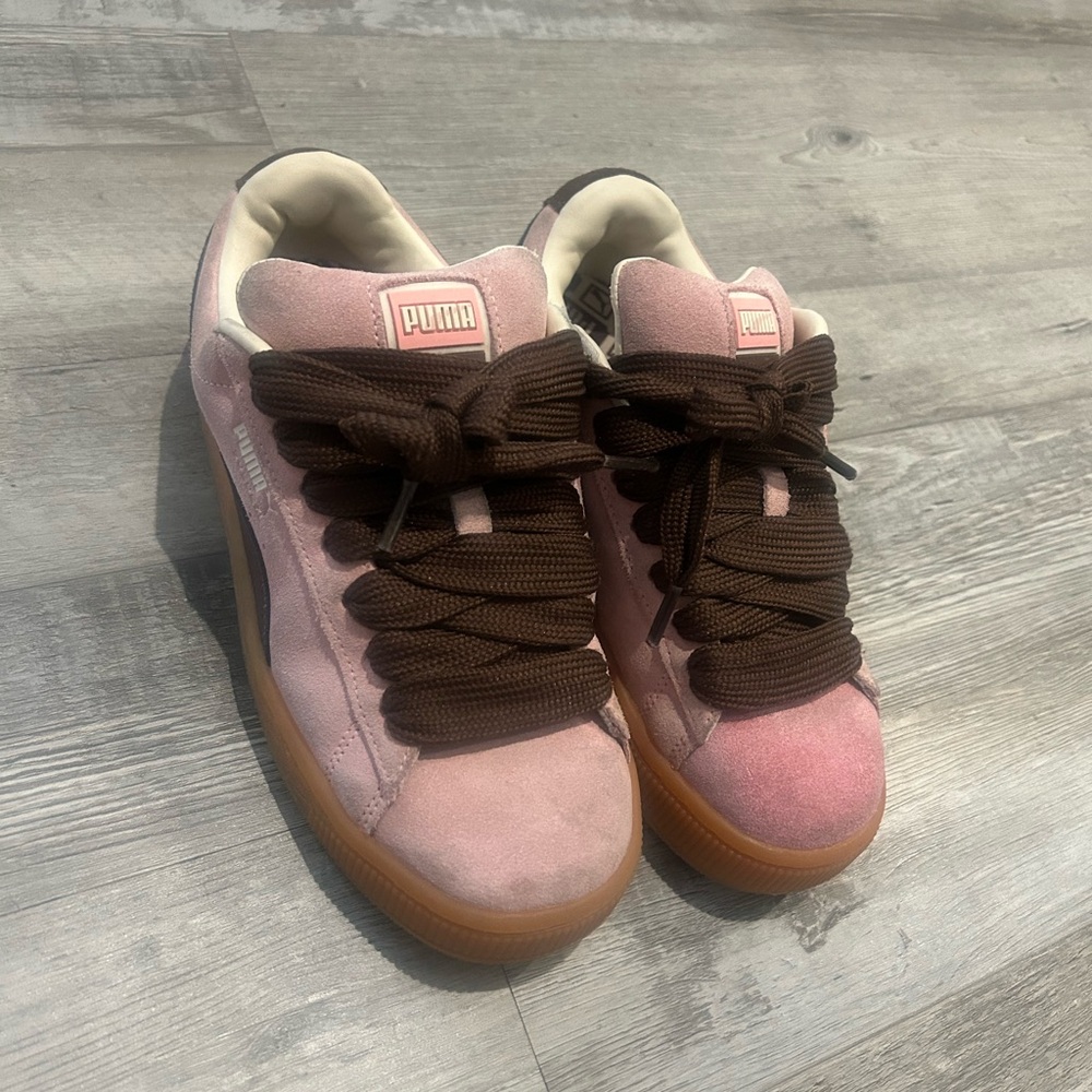 Puma Women's Sneakers in Pink and Brown